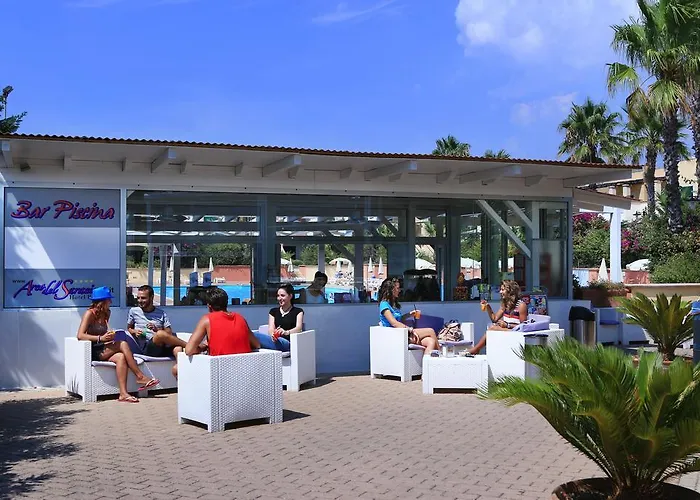 Villaggio Arco Del Saracino ホリデーパーク 4*