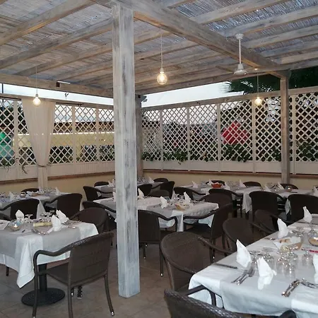 Villaggio Arco Del Saracino