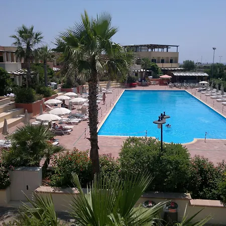 Villaggio Arco Del Saracino