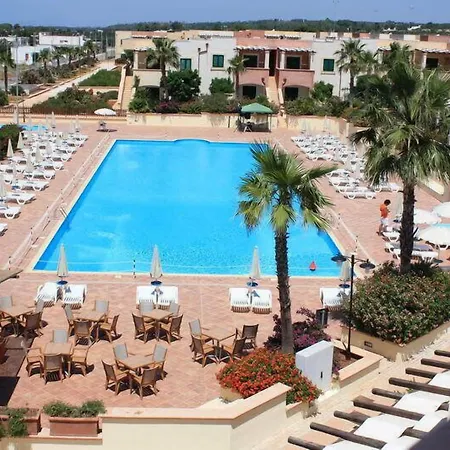 Villaggio Arco Del Saracino Vakantiepark 4*