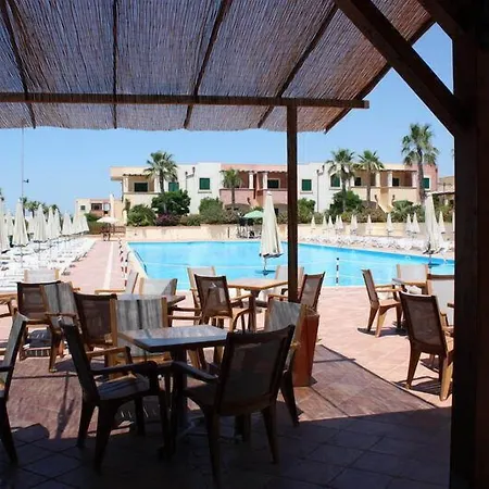 Villaggio Arco Del Saracino Vakantiepark 4*