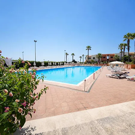 Villaggio Arco Del Saracino 4*
