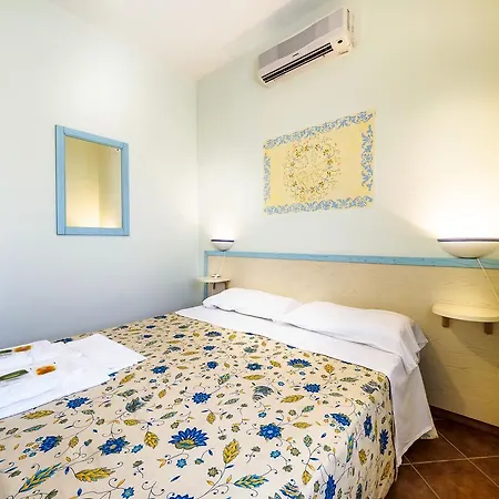 Vakantiepark Villaggio Arco Del Saracino 4*