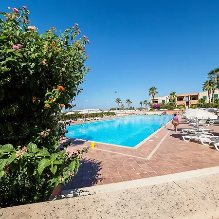 Villaggio Arco Del Saracino 4*