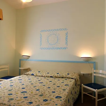 Villaggio Arco Del Saracino Vakantiepark 4*