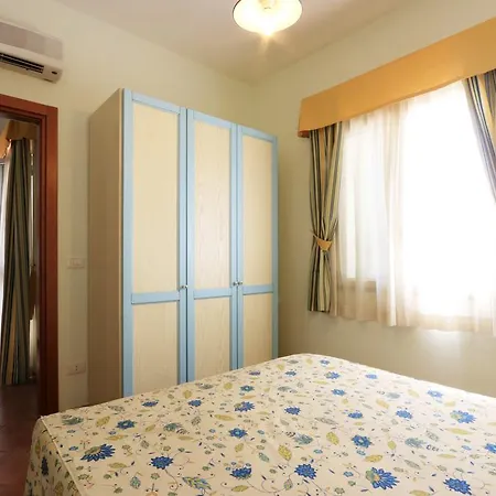 Vakantiepark Villaggio Arco Del Saracino Lido Marini