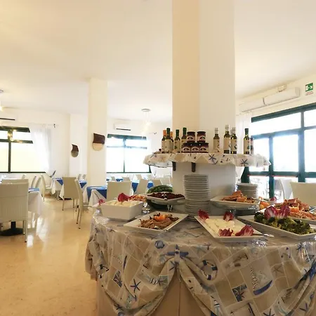 Vakantiepark Villaggio Arco Del Saracino Lido Marini