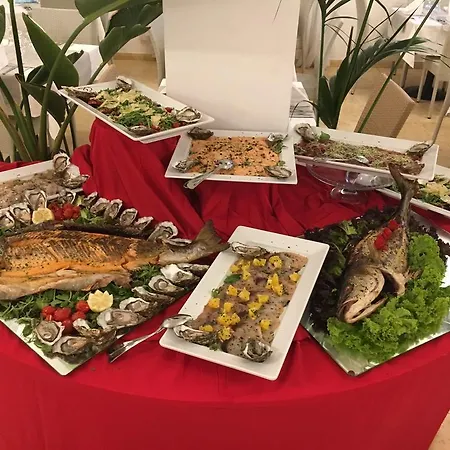 Villaggio Arco Del Saracino